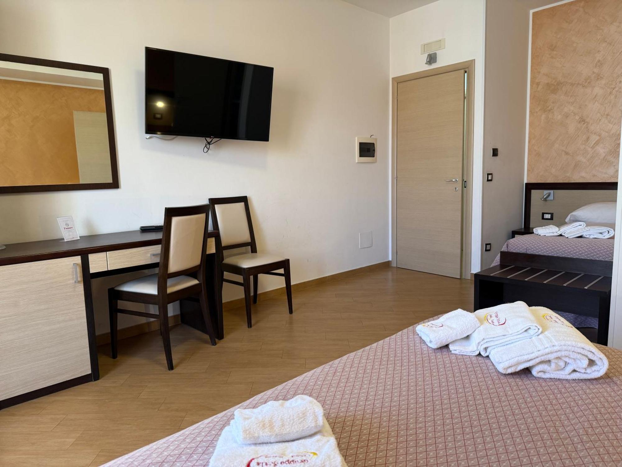 Albergo Perseo Portopalo Di Capo Passero Exterior foto